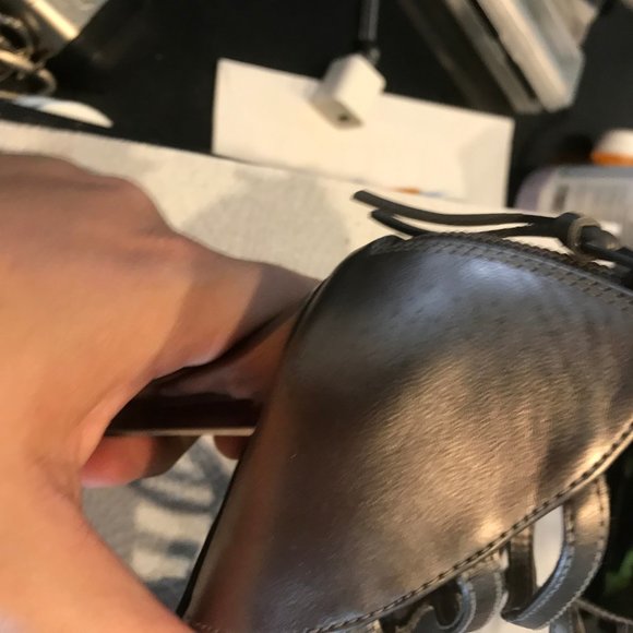 MARC FISHER SILVER HEELS - Picture 6 of 7